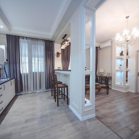 Under The Mountain Apartment Тбилиси Екстериор снимка